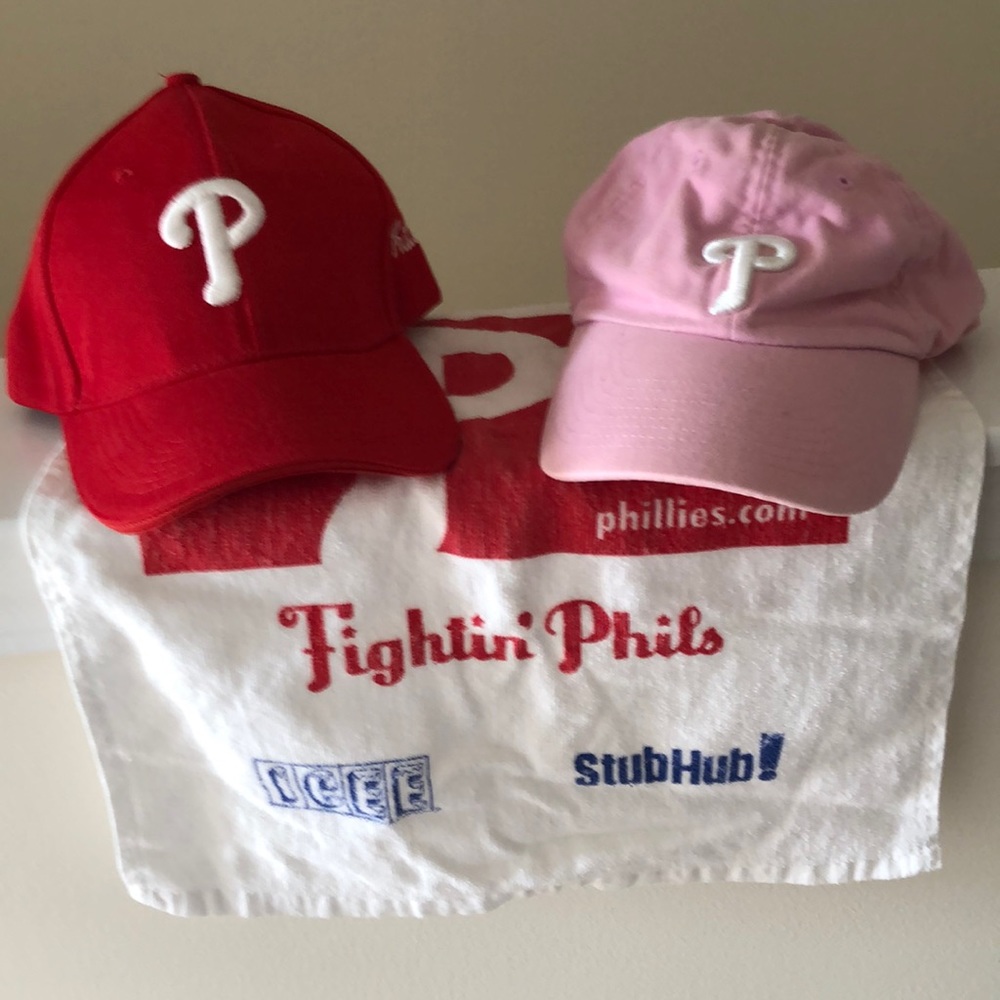 Phillys hats.Pink&red both adjustable. Comes with Philly towel to wave at games!